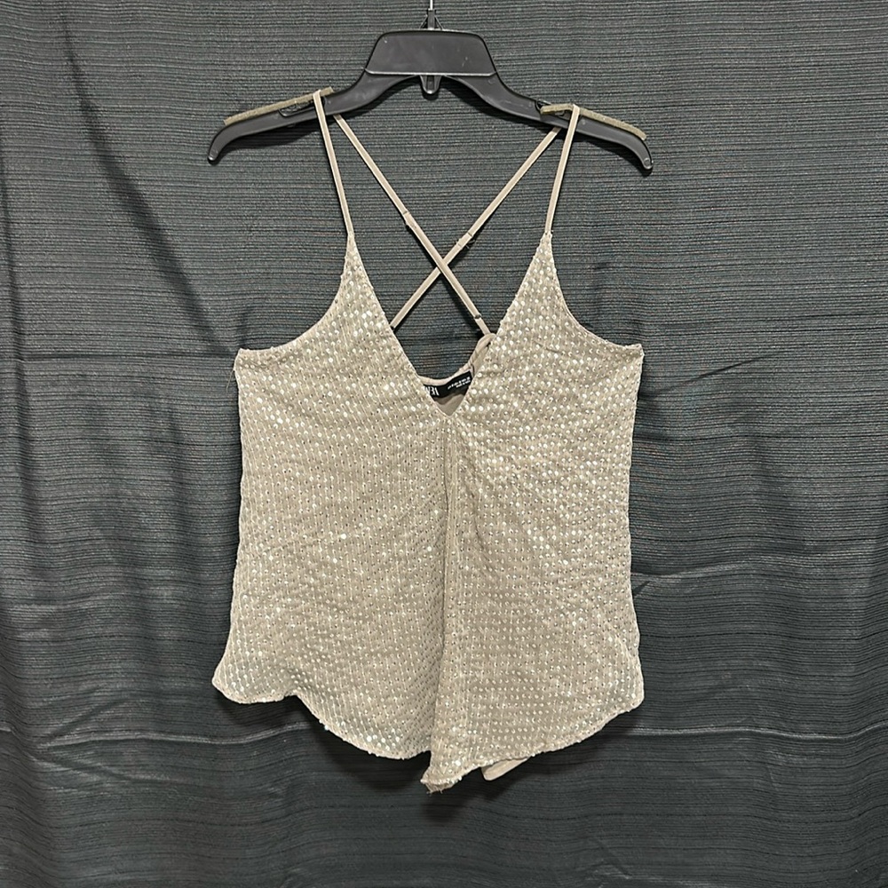 Zara grey w/sequences cross cross back tank top size M‎ / box 17-24